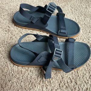 Chaco size 8 lowdown sandals